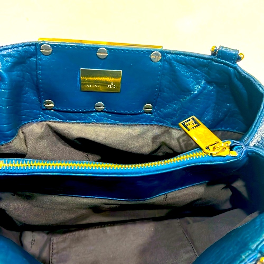 Authentic Fendi bag - Picture 9 of 13